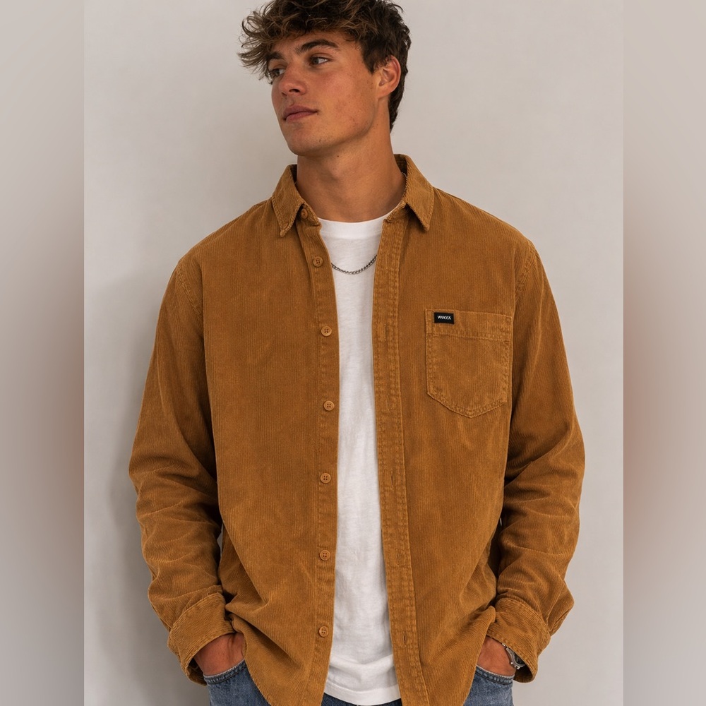 RVCA Brown Corduroy Button Up Shirt Men’s Small Skate Streetwear